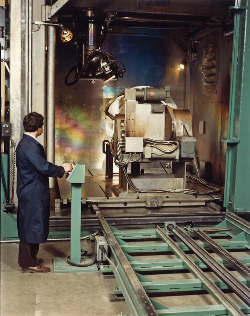 Leybold Hereaus Mobile Gun EB Welder with Operator